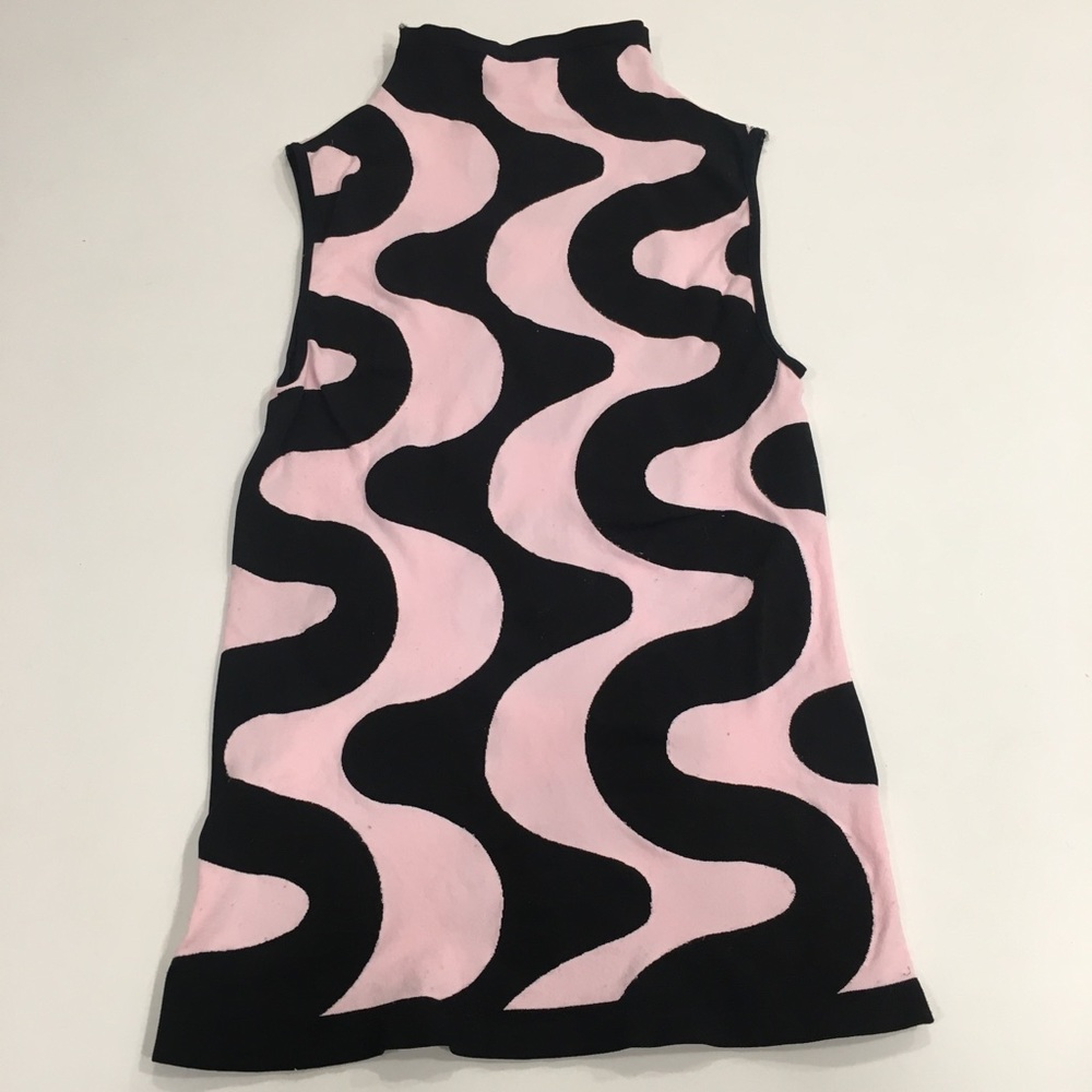 BEBE Y2K Psychedelic Top (M/L)